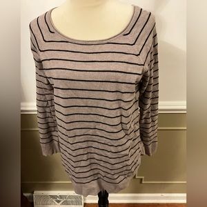 Pink Clover Sweater - Size XL